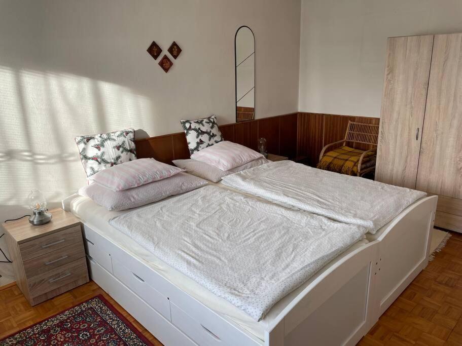 Oddych Pri Martinskych Holiach /Mountains Vacation Villa Exteriör bild